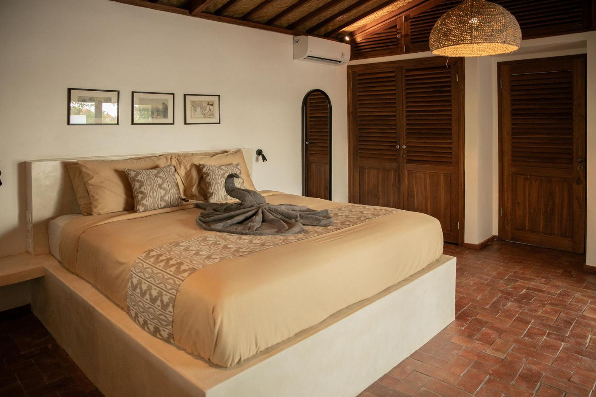 ウルワツ La Kreyiol Bed & Breakfast エクステリア 写真